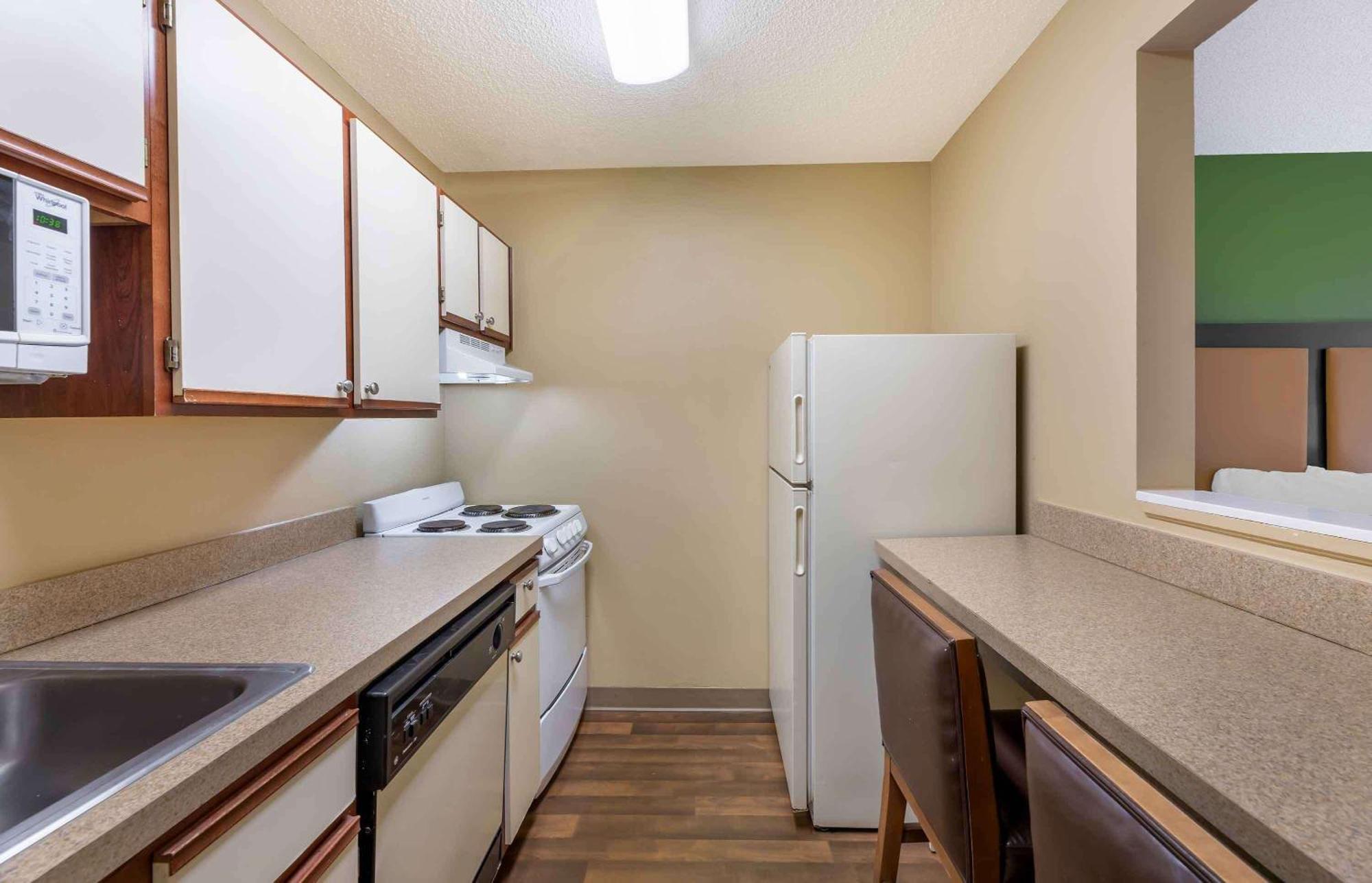 Extended Stay America Select Suites - Richmond - Innsbrook Экстерьер фото