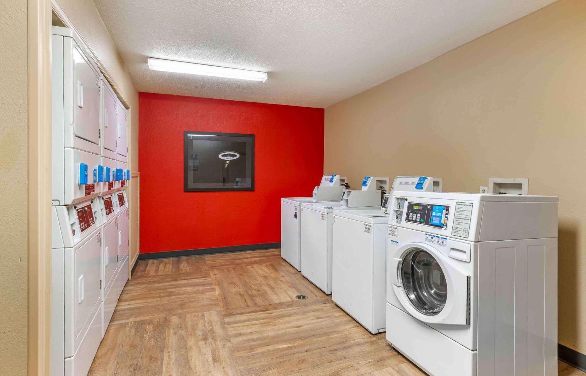Extended Stay America Select Suites - Richmond - Innsbrook Экстерьер фото