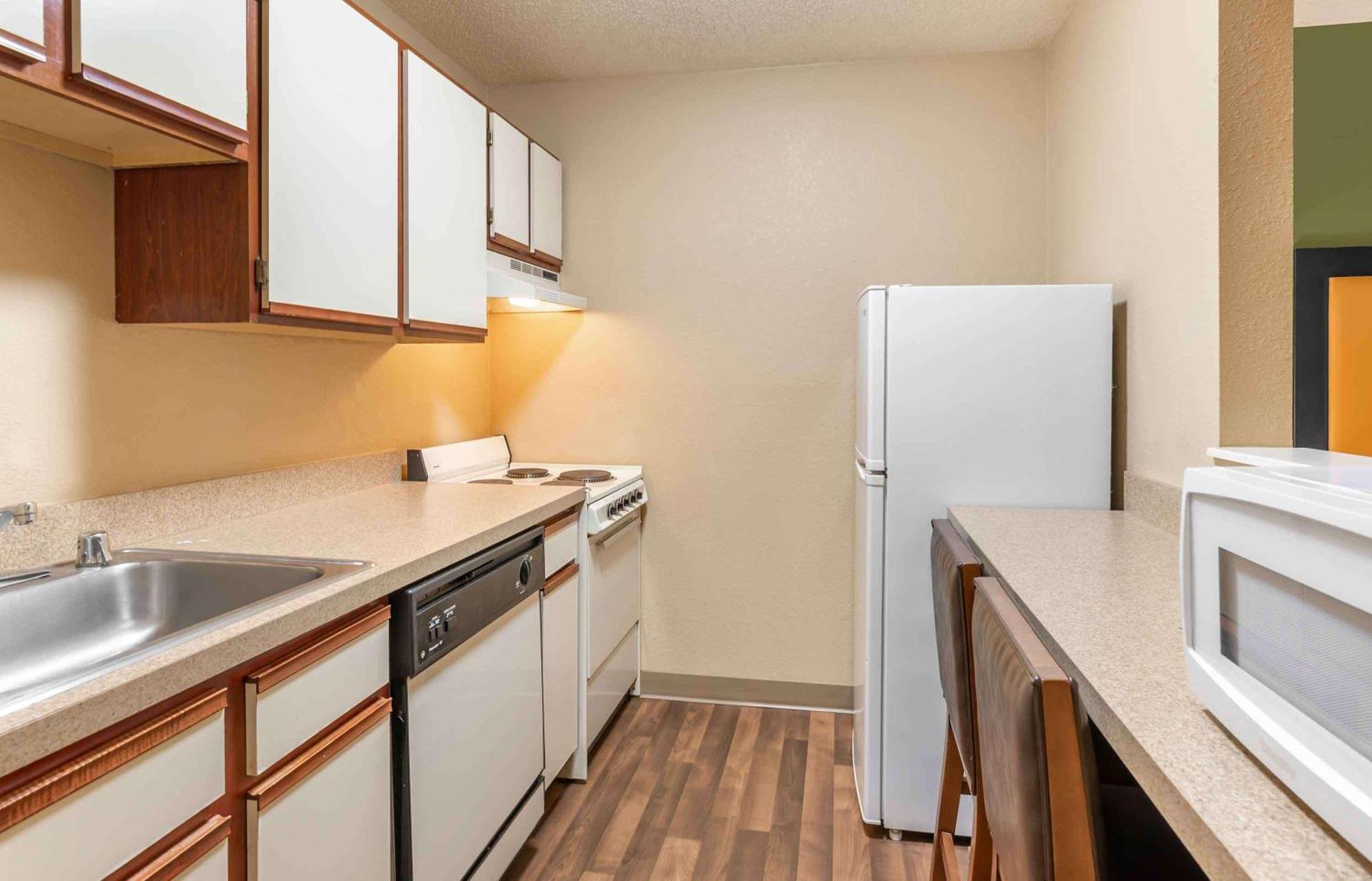Extended Stay America Select Suites - Richmond - Innsbrook Экстерьер фото