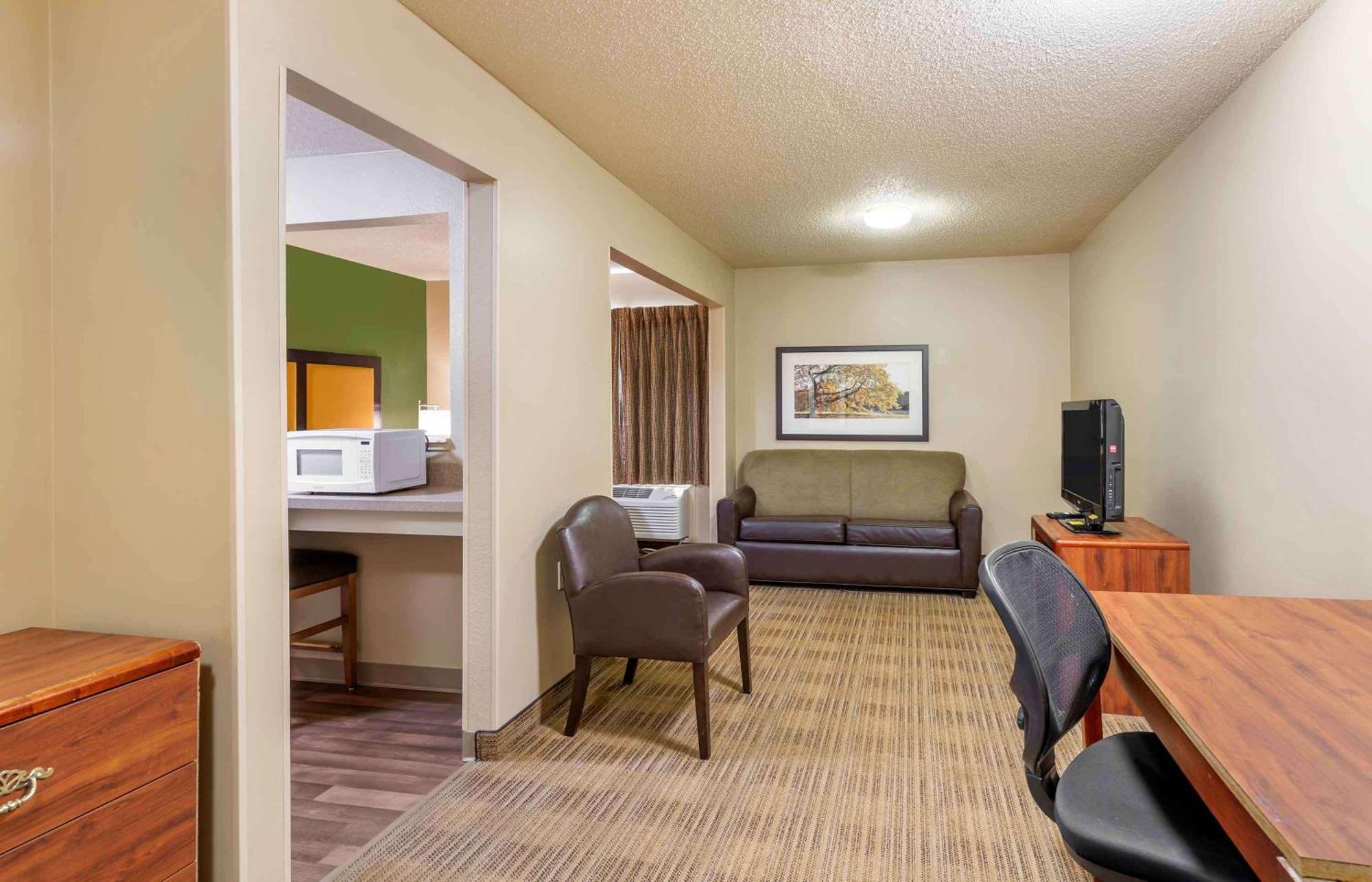 Extended Stay America Select Suites - Richmond - Innsbrook Экстерьер фото