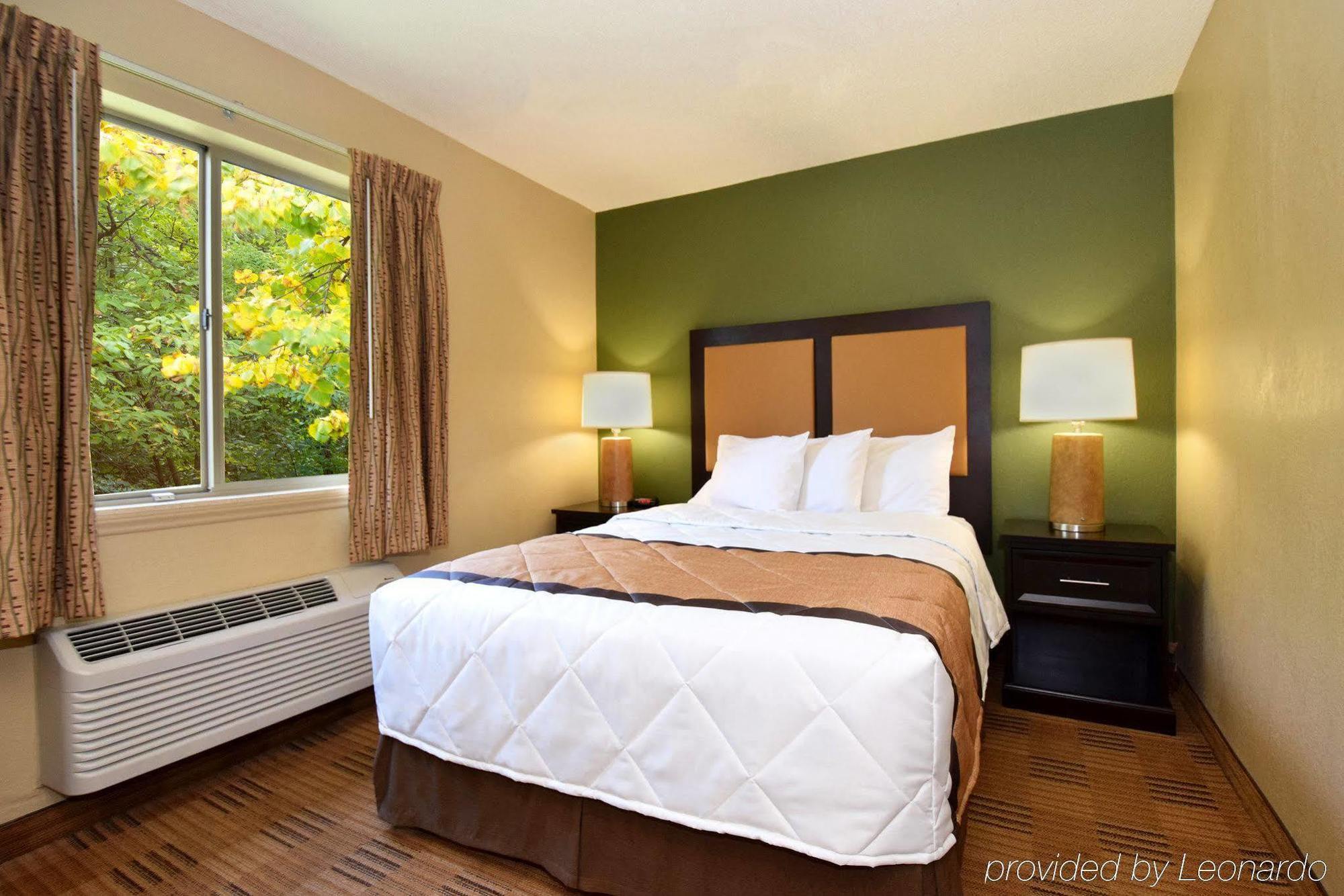 Extended Stay America Select Suites - Richmond - Innsbrook Экстерьер фото